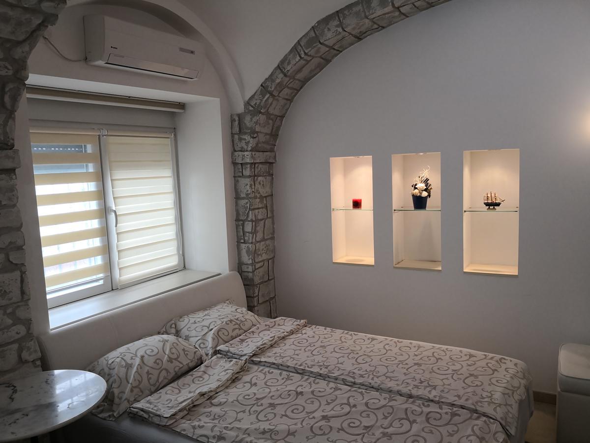 Apartment Zemun Old Town Center 베오그라드 외부 사진